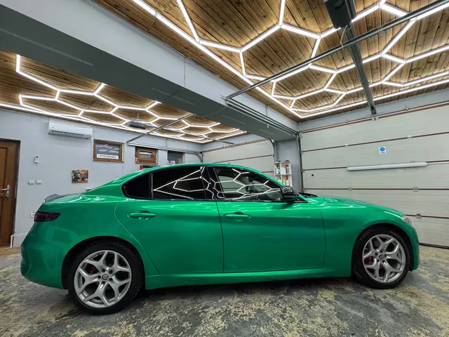 Colantare auto — lucrare Criss Wrap Bragadiru