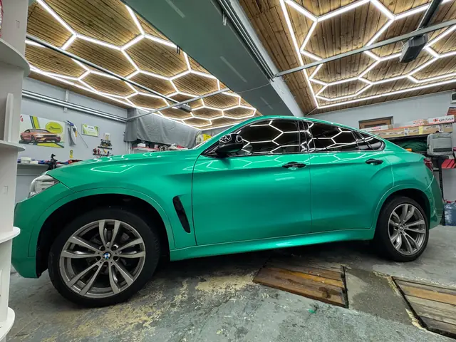 Colantare auto — lucrare Criss Wrap Bragadiru